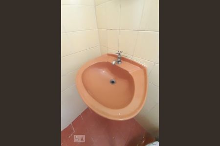 Casa à venda com 257m², 3 quartos e 4 vagas Casa à venda com 257m², 3 quartos e 4 vagasBanheiro de Serviço