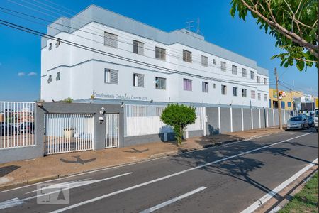 Apartamento à venda com 65m², 2 quartos e 1 vagaFachada do Prédio