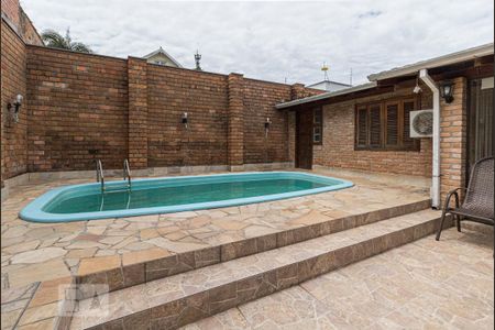 Casa à venda com 340m², 3 quartos e 3 vagasPiscina