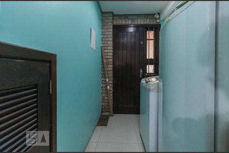 Casa à venda com 340m², 3 quartos e 3 vagasArea de serviço