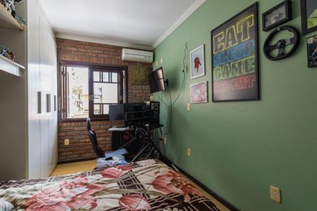 Casa à venda com 340m², 3 quartos e 3 vagasQuarto 2 - Suíte