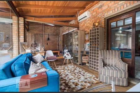 Casa à venda com 340m², 3 quartos e 3 vagasvaranda