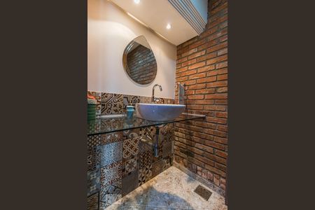 Casa à venda com 340m², 3 quartos e 3 vagasLavabo