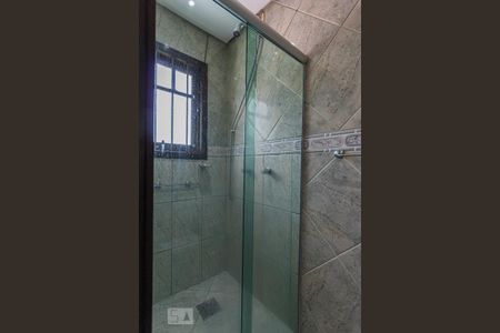 Casa à venda com 340m², 3 quartos e 3 vagasBanheiro da Suíte 1