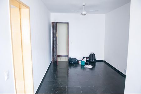 Apartamento à venda com 66m², 2 quartos e 1 vagaSala