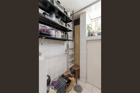 Apartamento à venda com 56m², 2 quartos e 1 vaga Apartamento à venda com 56m², 2 quartos e 1 vagaCozinha e Área de Serviço