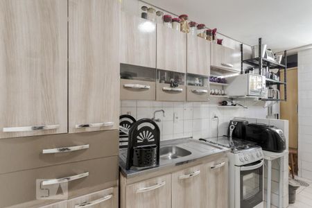Apartamento à venda com 56m², 2 quartos e 1 vaga Apartamento à venda com 56m², 2 quartos e 1 vagaCozinha e Área de Serviço