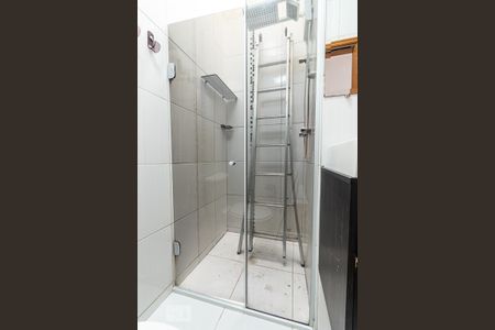 Casa de condomínio à venda com 105m², 2 quartos e 1 vaga Casa de condomínio à venda com 105m², 2 quartos e 1 vagaBanheiro