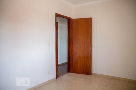 Casa à venda com 138m², 3 quartos e 4 vagasQuarto 3