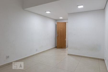 Suíte de casa à venda com 3 quartos, 320m² em Água Branca, São Paulo