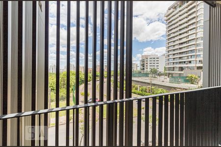 Varanda da Sala de apartamento à venda com 2 quartos, 64m² em Vila Ipiranga, Porto Alegre