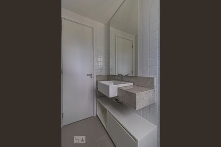 Apartamento à venda com 64m², 2 quartos e 1 vaga Apartamento à venda com 64m², 2 quartos e 1 vagaBanheiro Social