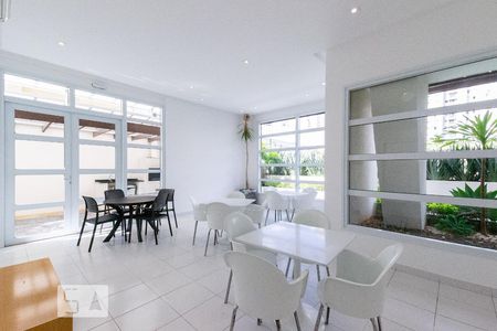 Apartamento à venda com 56m², 2 quartos e 1 vaga Apartamento à venda com 56m², 2 quartos e 1 vagaÁrea comum - Salão de festas