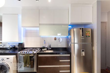 Apartamento à venda com 56m², 2 quartos e 1 vaga Apartamento à venda com 56m², 2 quartos e 1 vagaCozinha