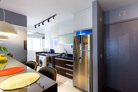 Apartamento à venda com 56m², 2 quartos e 1 vaga Apartamento à venda com 56m², 2 quartos e 1 vagaCozinha