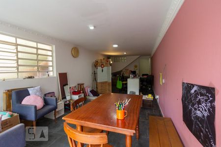 Garagem de casa à venda com 3 quartos, 230m² em Jardim Bonfiglioli, São Paulo