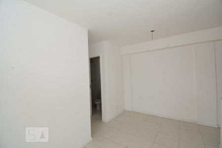 Sala de apartamento para alugar com 2 quartos, 45m² em Vicente de Carvalho, Rio de Janeiro
