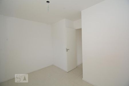 Quarto 1 de apartamento para alugar com 2 quartos, 45m² em Vicente de Carvalho, Rio de Janeiro