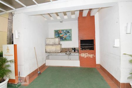 Apartamento para alugar com 45m², 2 quartos e sem vagaÁrea comum - Churrasqueira