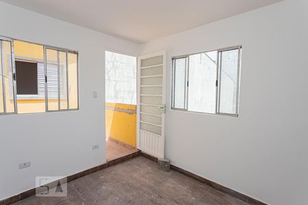 Sala e cozinha integrados de casa para alugar com 2 quartos, 70m² em Imirim, São Paulo