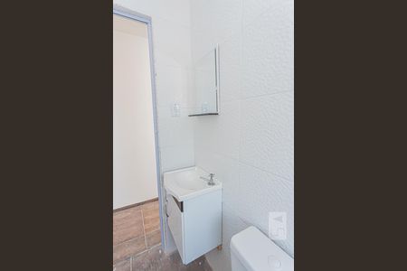 Casa para alugar com 70m², 2 quartos e sem vagaBanheiro