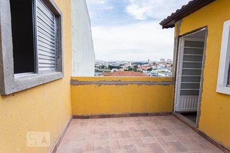 Casa para alugar com 70m², 2 quartos e sem vagaQuintal e área de serviço