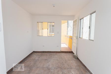 Sala e cozinha integrados de casa para alugar com 2 quartos, 70m² em Imirim, São Paulo