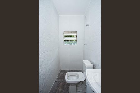 Casa para alugar com 70m², 2 quartos e sem vagaBanheiro