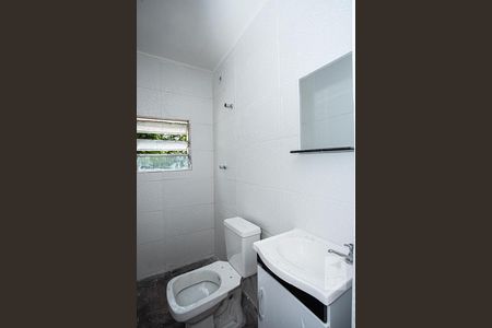 Casa para alugar com 70m², 2 quartos e sem vagaBanheiro