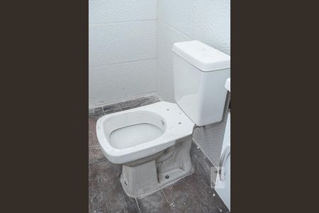 Casa para alugar com 70m², 2 quartos e sem vagaBanheiro