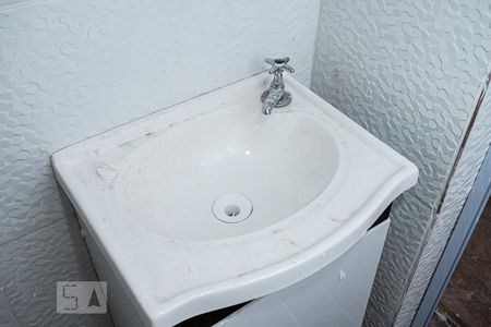 Casa para alugar com 70m², 2 quartos e sem vagaBanheiro