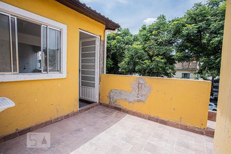Casa para alugar com 70m², 2 quartos e sem vagaQuintal e área de serviço