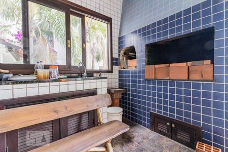 Casa à venda com 980m², 5 quartos e 8 vagasChurrasqueira