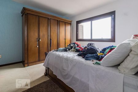 Casa à venda com 980m², 5 quartos e 8 vagasDormitório2