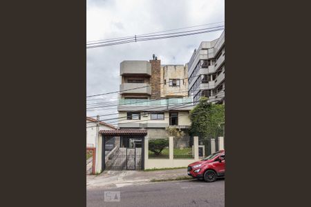 Casa à venda com 980m², 5 quartos e 8 vagasFachada