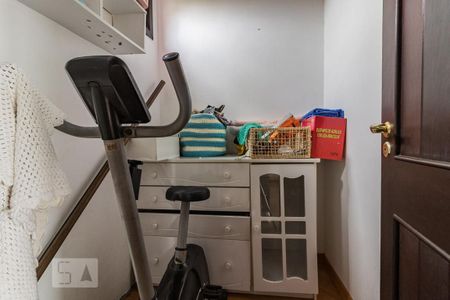 Casa à venda com 980m², 5 quartos e 8 vagasCloset do quarto