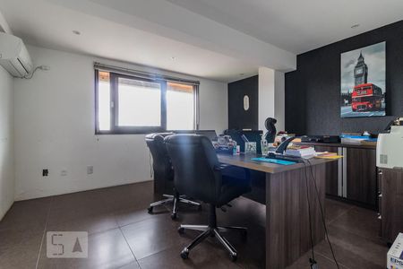 Casa à venda com 980m², 5 quartos e 8 vagasEscritório