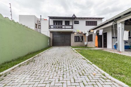 Casa à venda com 980m², 5 quartos e 8 vagasQuintal