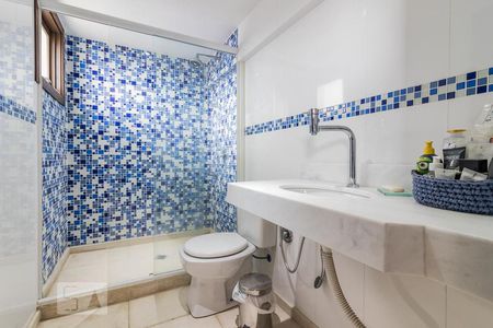 Casa à venda com 980m², 5 quartos e 8 vagasBanheiro Social