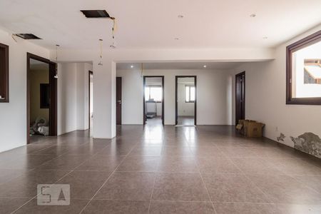 Casa à venda com 980m², 5 quartos e 8 vagasEscritório