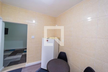 Cozinha de casa para alugar com 1 quarto, 45m² em Vila Talarico, São Paulo