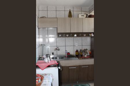 Cozinha de apartamento à venda com 2 quartos, 42m² em Guajuviras, Canoas