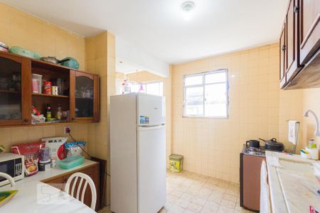 Apartamento à venda com 110m², 2 quartos e 1 vagaCozinha