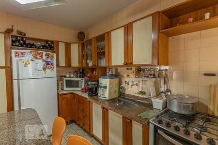 Apartamento à venda com 80m², 2 quartos e 1 vagaCozinha