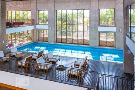 Apartamento à venda com 41m², 1 quarto e 1 vaga Apartamento à venda com 41m², 1 quarto e 1 vagaÁrea comum - Piscina Coberta