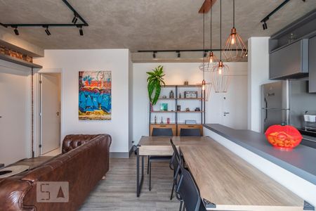 Sala de apartamento para alugar com 1 quarto, 47m² em Alphaville Empresarial, Barueri