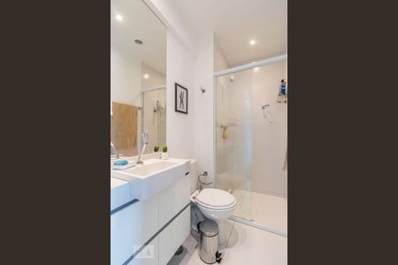 Apartamento para alugar com 47m², 1 quarto e 1 vaga Apartamento para alugar com 47m², 1 quarto e 1 vagaBanheiro da Suíte