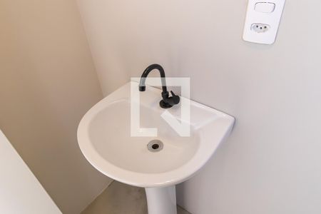 Studio para alugar com 38m², 1 quarto e sem vaga Studio para alugar com 38m², 1 quarto e sem vagaBanheiro
