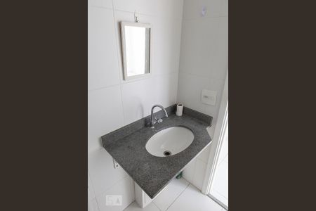 Banheiro de apartamento à venda com 1 quarto, 31m² em Água Branca, São Paulo