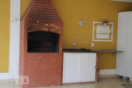 Casa de condomínio para alugar com 70m², 2 quartos e 1 vagaÁrea comum - Churrasqueira